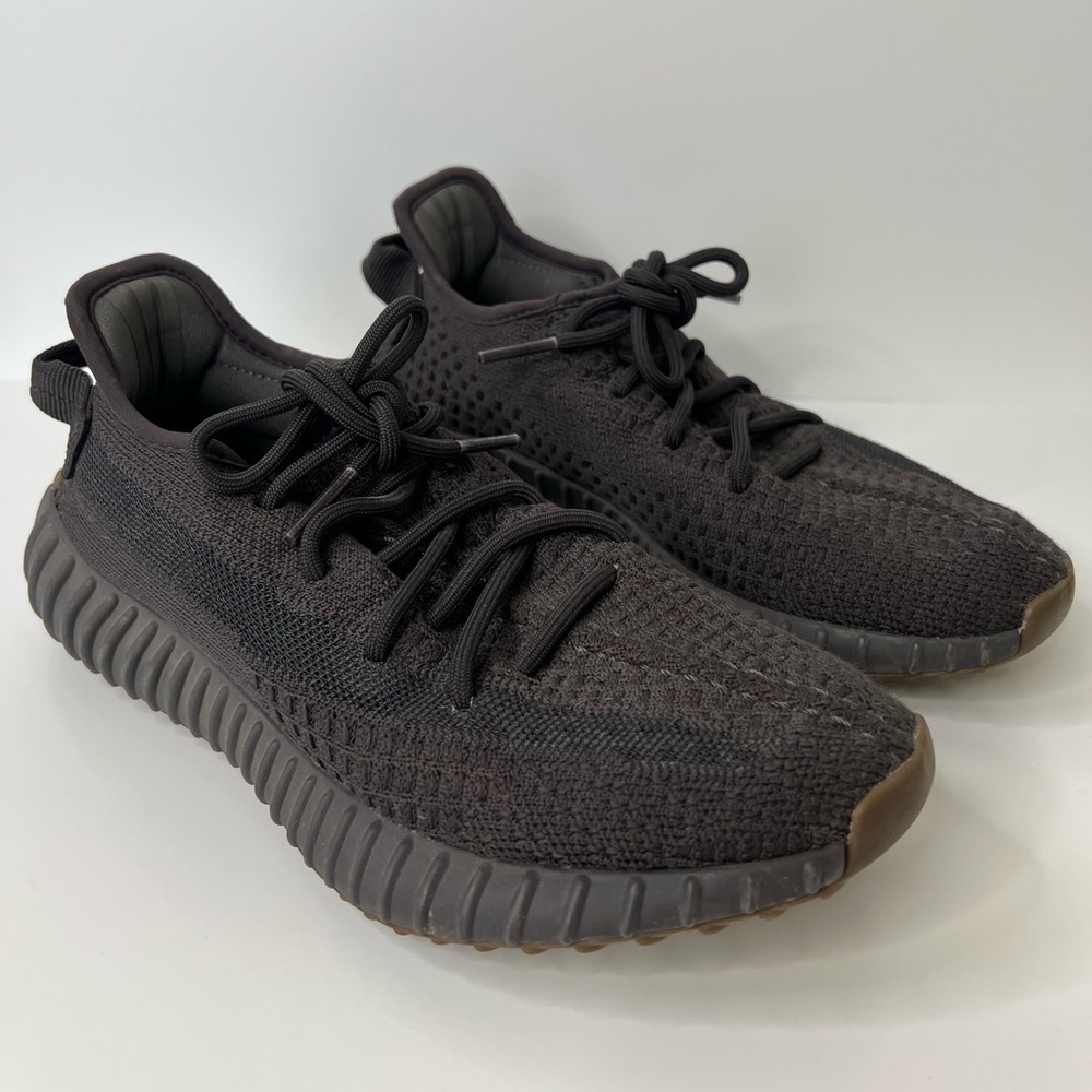 Yeezy Boost 350 V2 in Cinder Size 6 in men, 8 in women